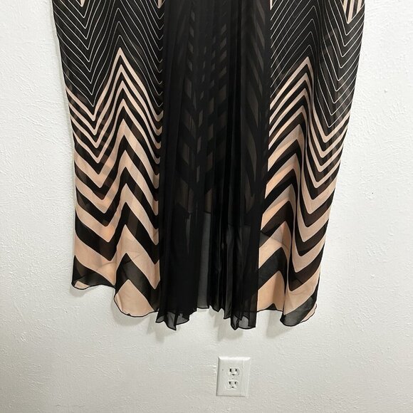 French Blue Sleeveless Tunic Top Chevron Striped Pleated Back Brown Beige Sz 1X - Picture 8 of 12